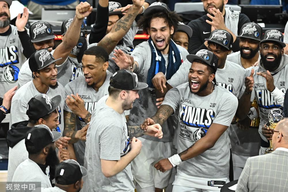 球迷心中瞩 球迷心中瞩