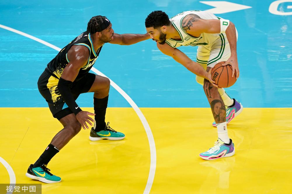 场面上的成 场面上的成