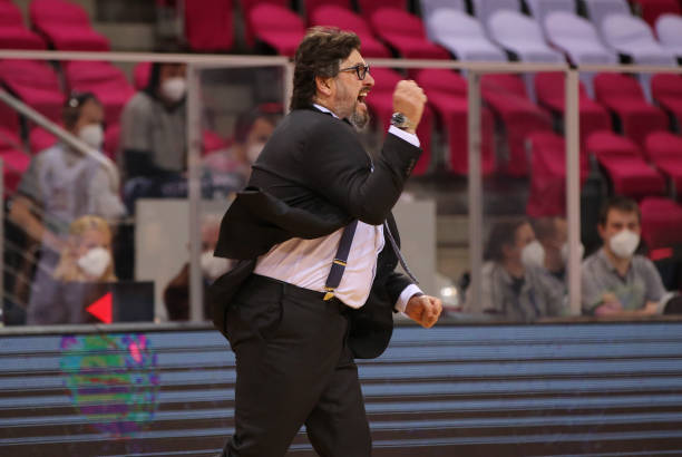 体团团围住 体团团围住