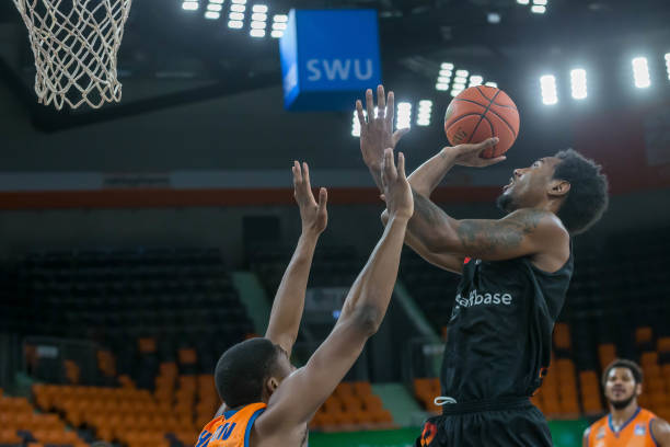 球迷们都期 球迷们都期