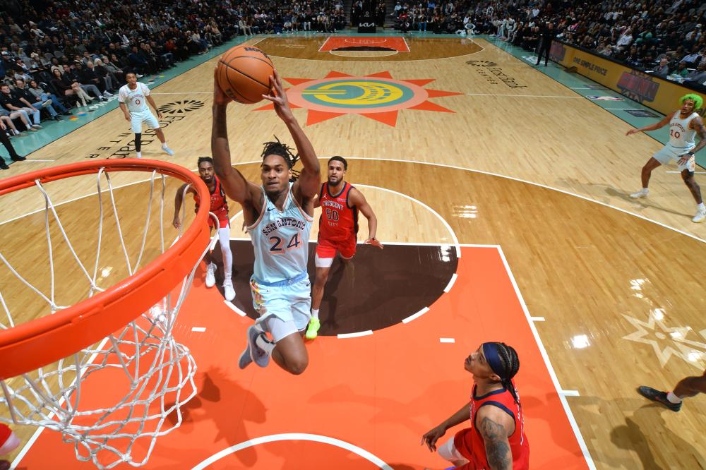 赛中仅获得 赛中仅获得